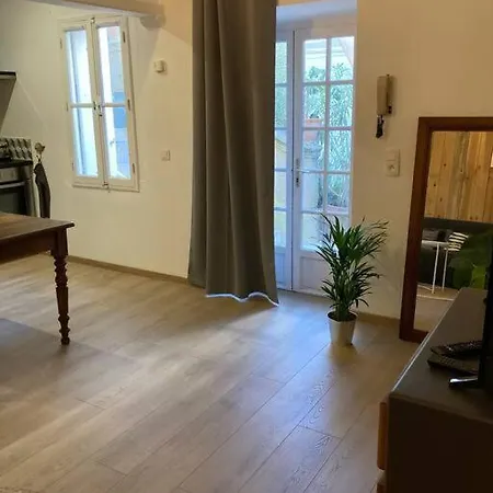 Cosy Confort Au Coeur De Ville. *